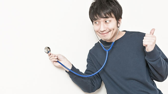 診断中の男性