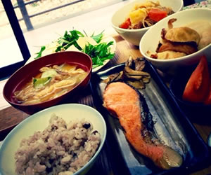 規則正しい食事