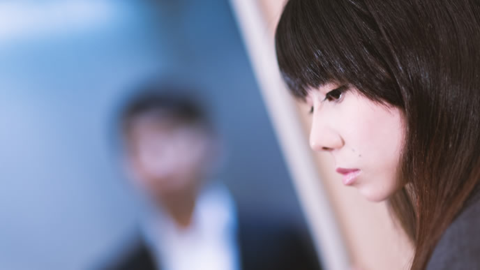 今後の進路に迷いがある女性