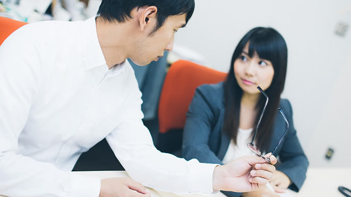 コミュニケーションを取っている会社の同僚