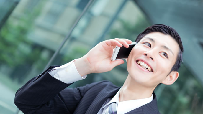 仕事のできる社会人の男性