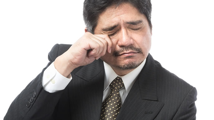 面接で落ちて泣いてしまった男性