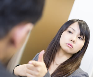 意見のハッキリしている女性