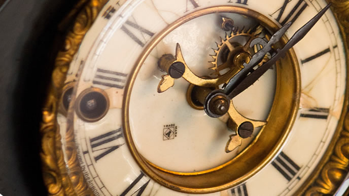 古い外国の時計