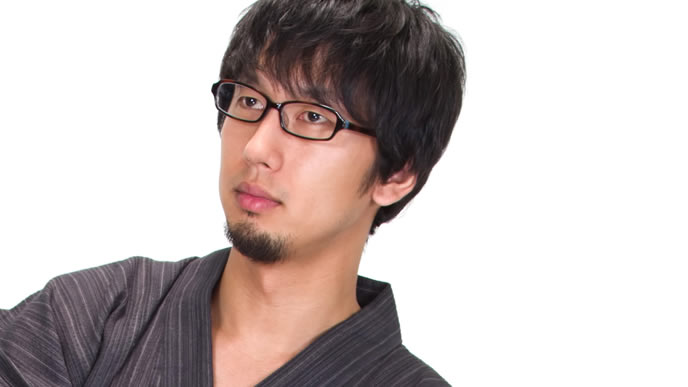 試行錯誤している和風の男性