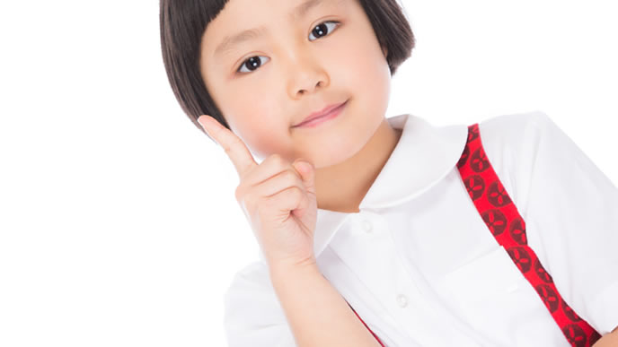 ワンポイントアドバイスをくれる小学生