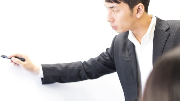 貯金の目標金額を教えてくれる先生