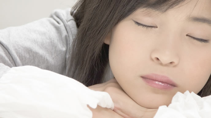 試験の作文を考える就活中の大学生