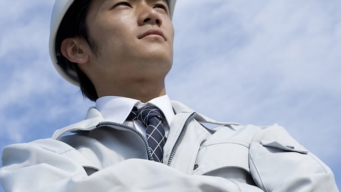 今の自分を見つめ直す会社員