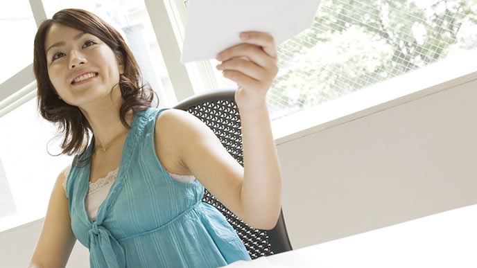 新卒の会社員が憧れる営業事務の先輩