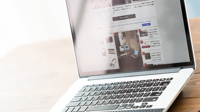 就活で大活躍するノートパソコン