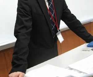 教壇に立つ恩師