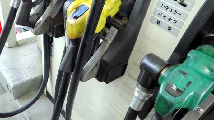 ガソリン給油ホース