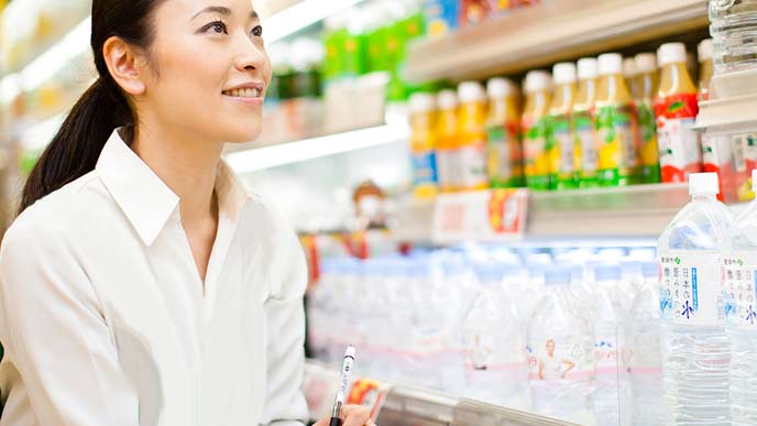 健康食品販売の女性社員