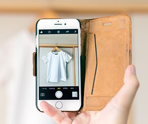 携帯でメルカリで売る商品の写真を撮る