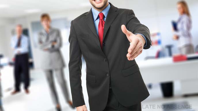 ようこそ新しい職場への男性