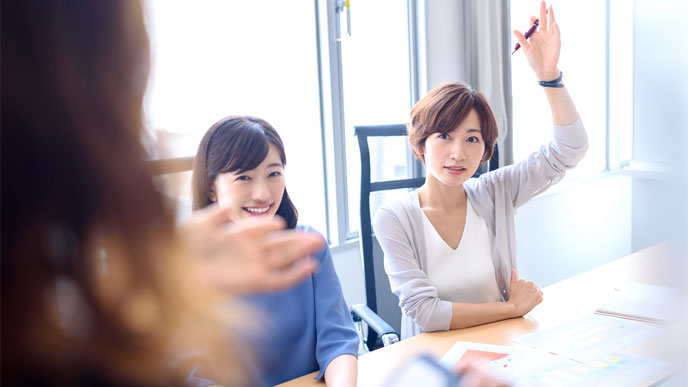 思いを素直に表現できる女性